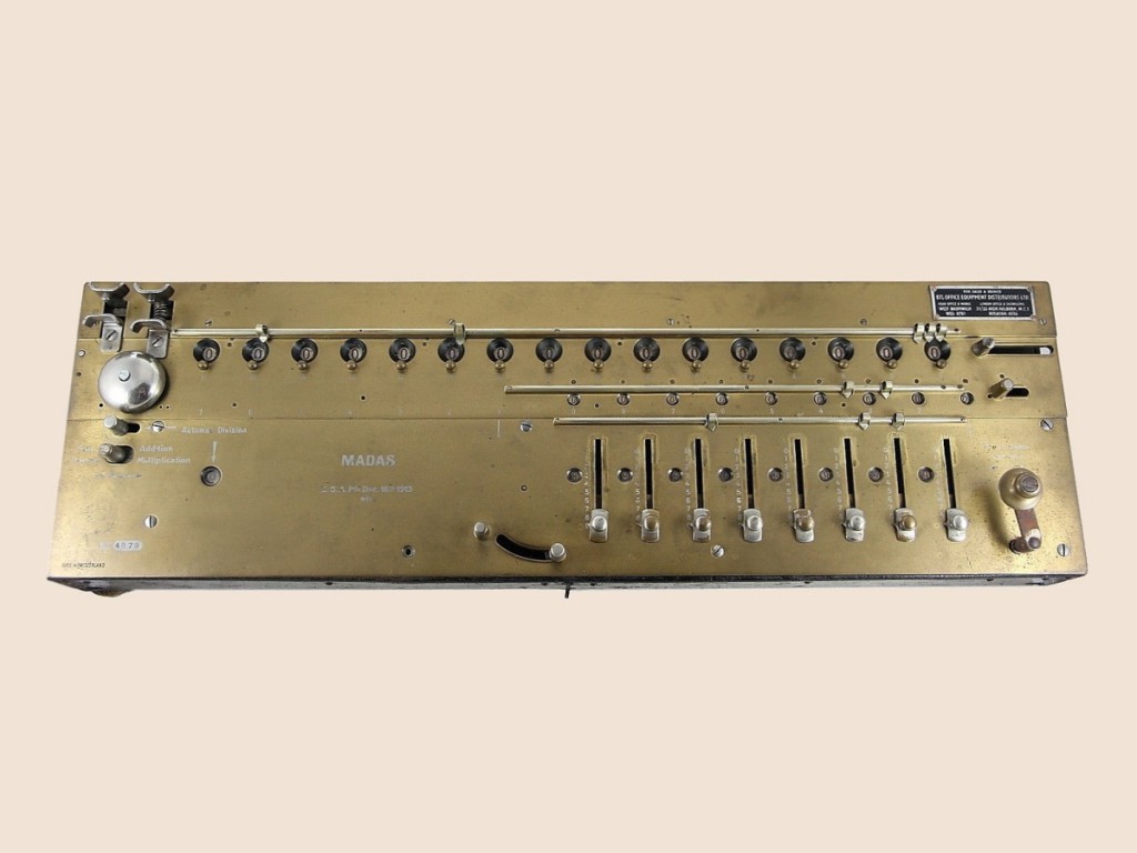 S/N 4879 - Private collection